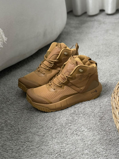 BOTA  UNDER MICRO G