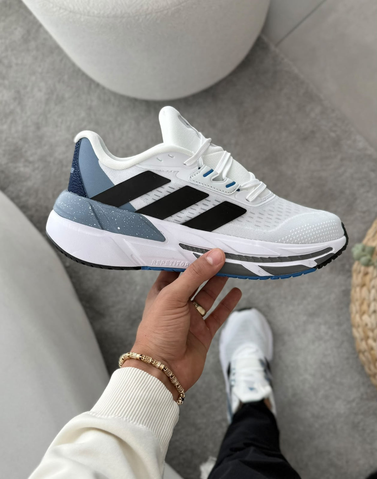 ADISTAR