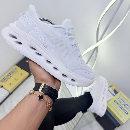 SKECHERS GLIDE-STEP