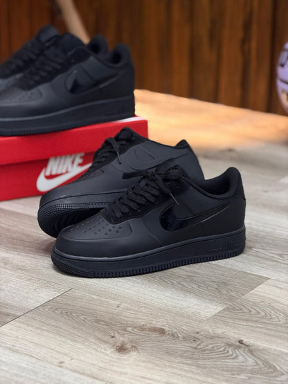 NIKE AF1