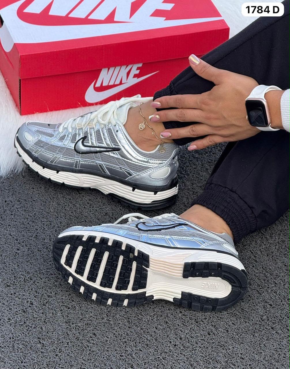 NIKE P6000