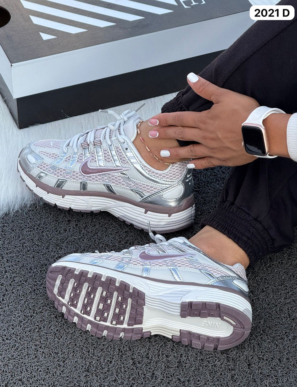 NIKE P6000