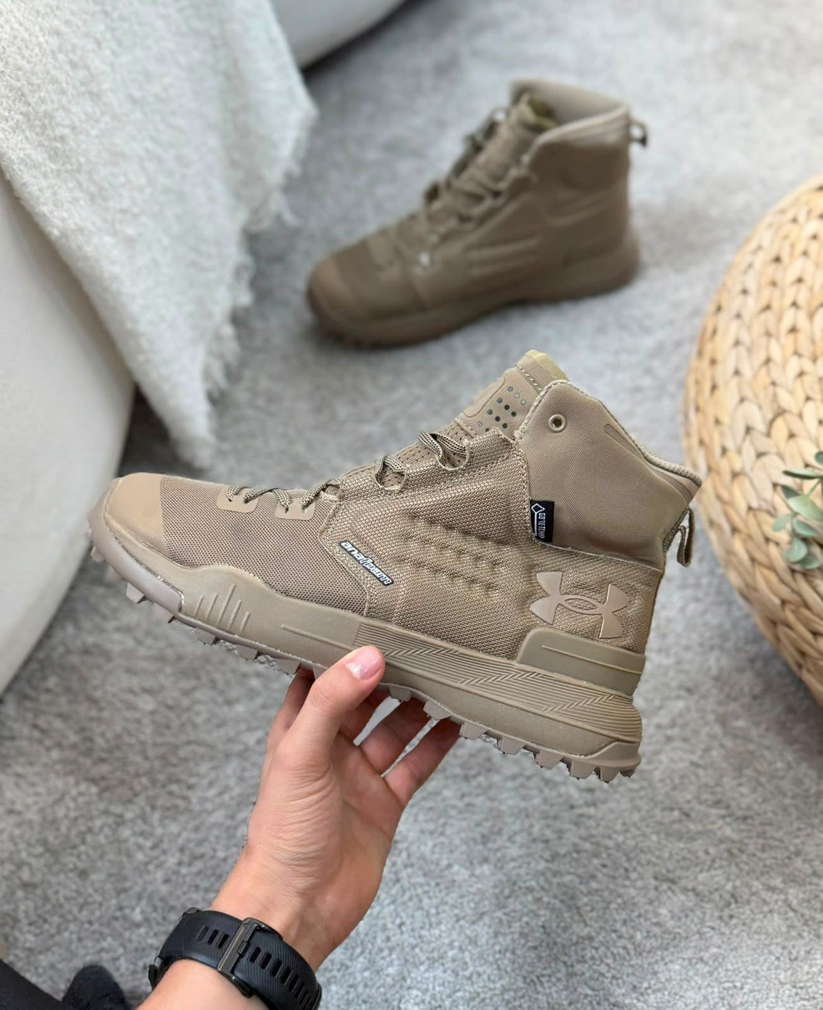 BOTA UNDER GORE-TEX