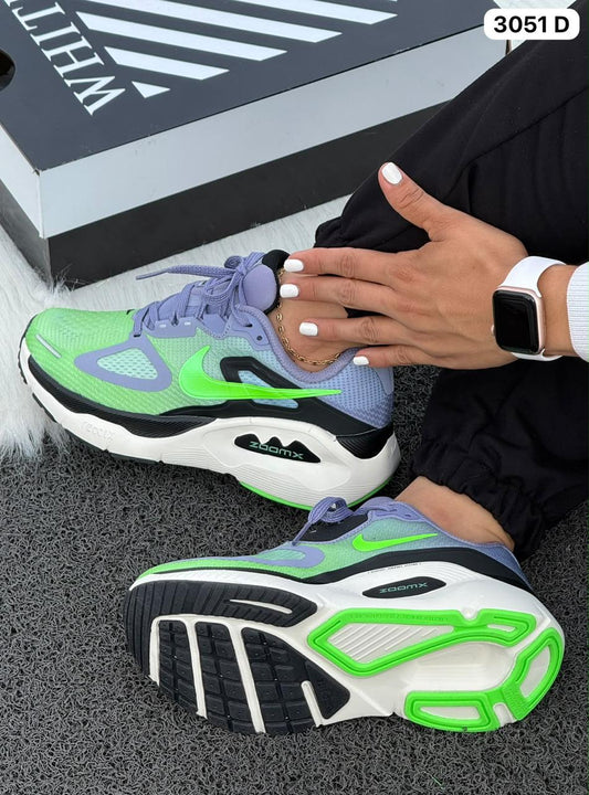 NIKE ZOOMX